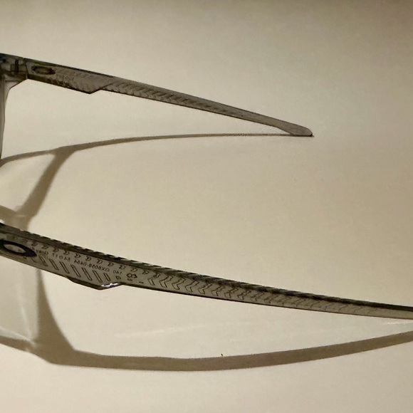 Oakley "The Cut" Eyeglasses Frames - Grey Smoke / Translucent - Picture 8 of 8